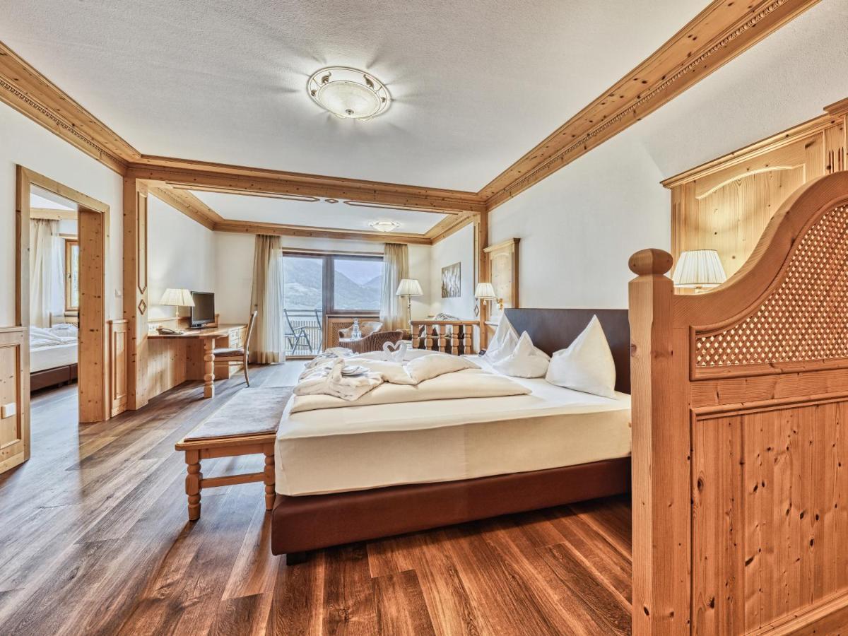 Hotel Traubenheim Tirolo Kültér fotó