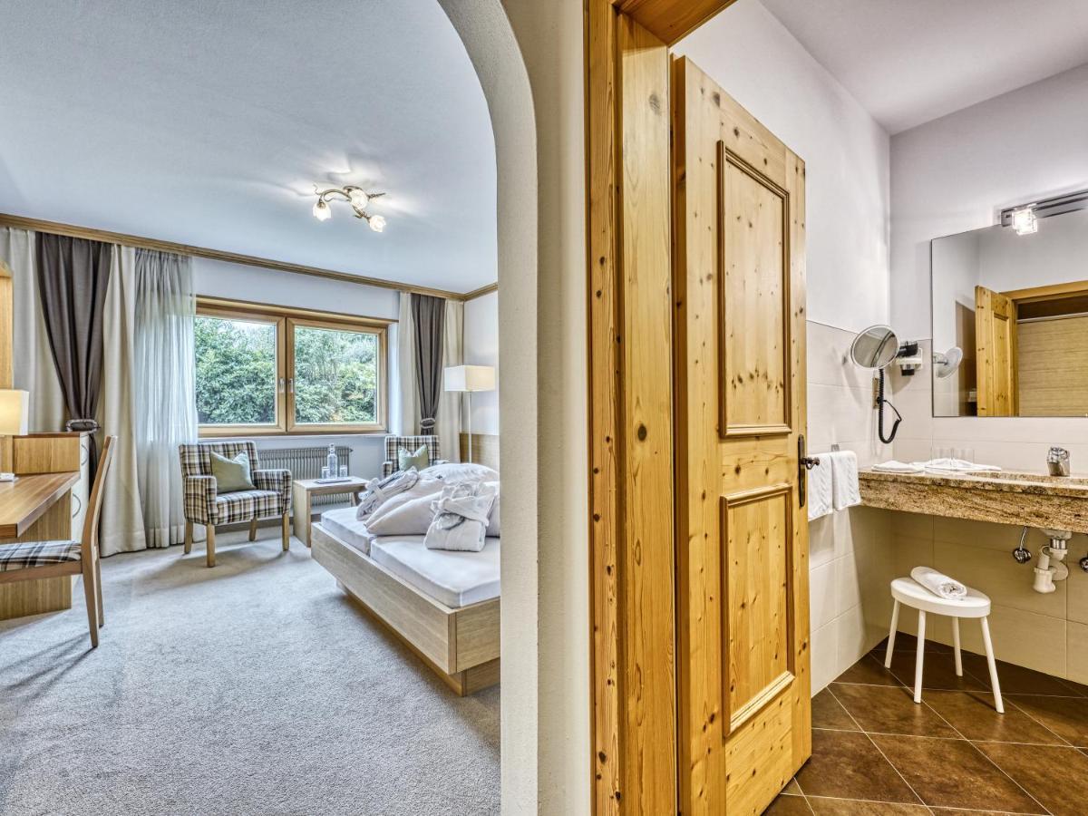 Hotel Traubenheim Tirolo Kültér fotó
