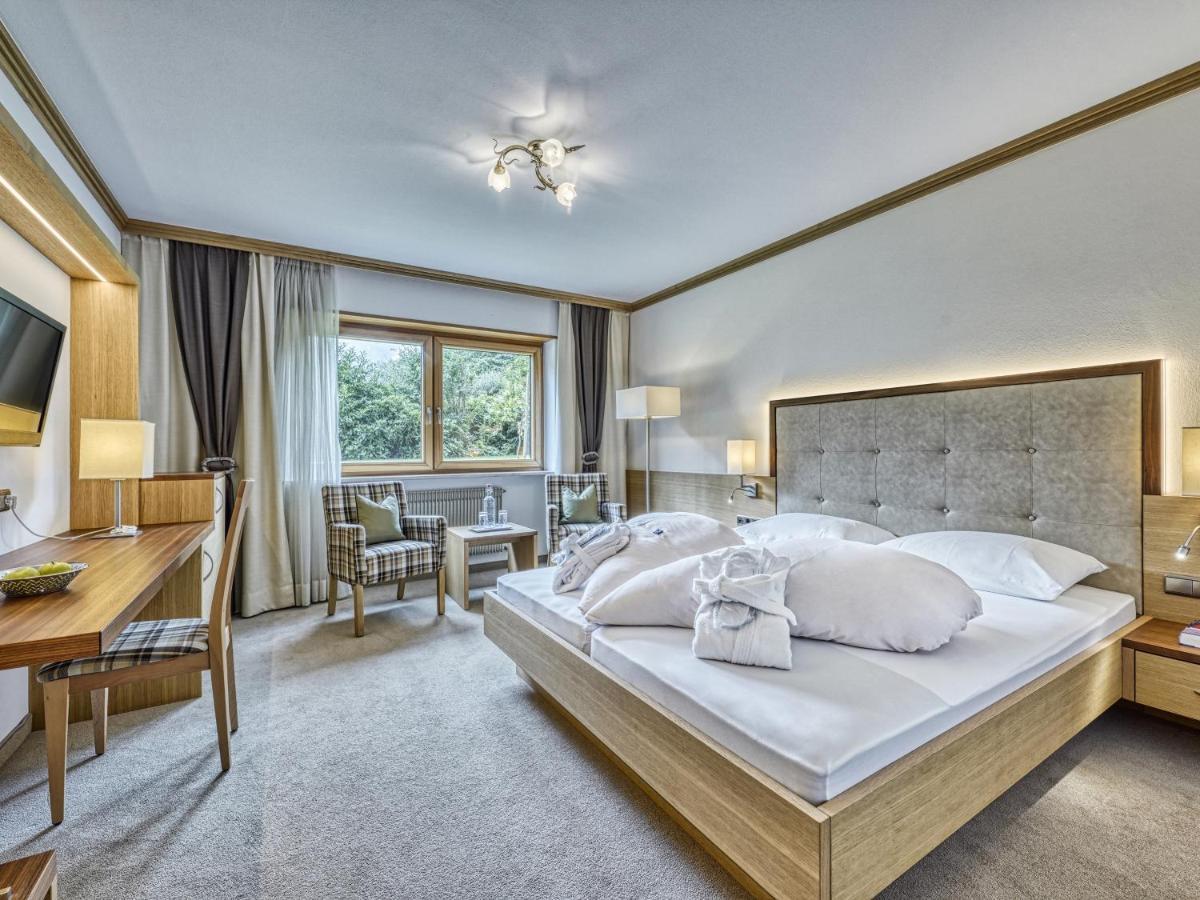 Hotel Traubenheim Tirolo Kültér fotó